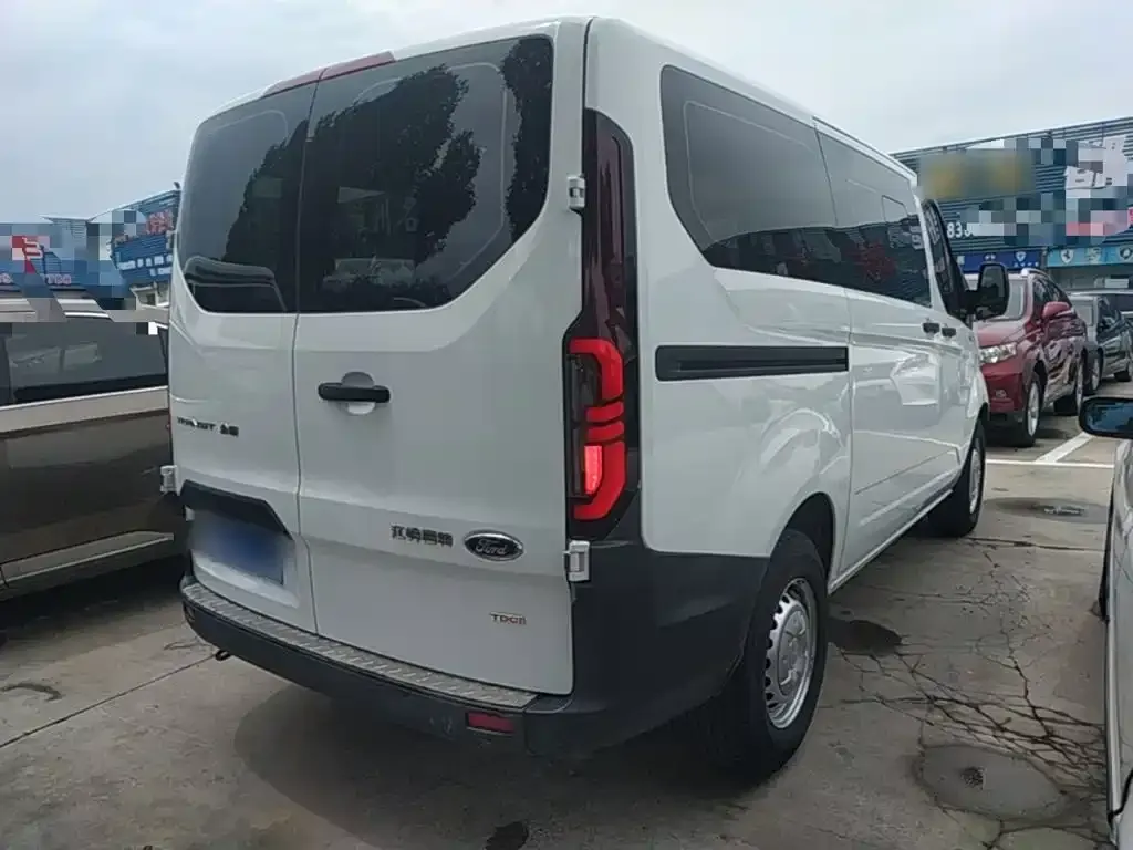 Ford Transit 2024 из CN, фото 3
