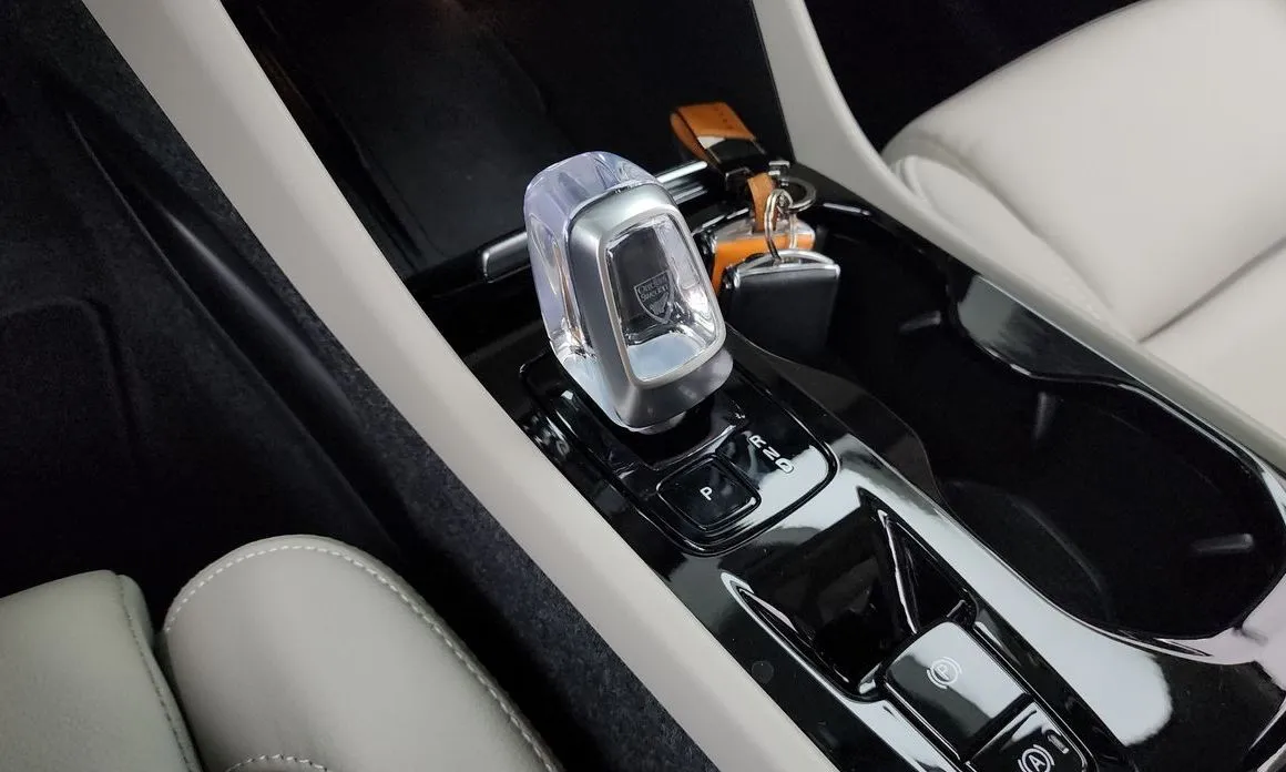 Volvo XC40 2024 из KR, фото 6