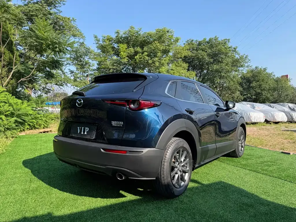 Mazda CX-30 — фото 8