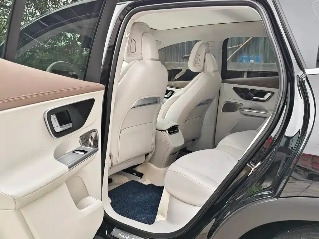 Mercedes-Benz EQE SUV 2023 из CN, фото 5