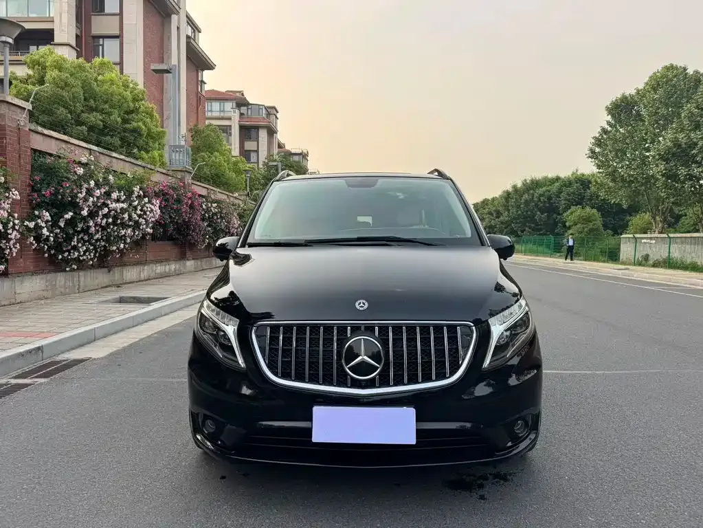Mercedes-Benz Vito — фото 2