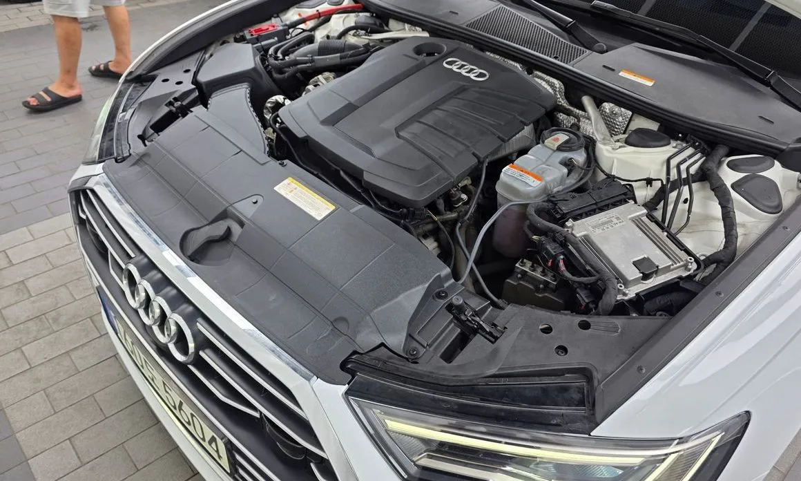 Audi A6 — фото 10