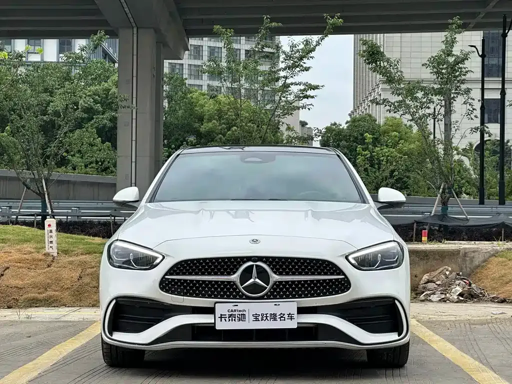 Mercedes-Benz C-Class — фото 10