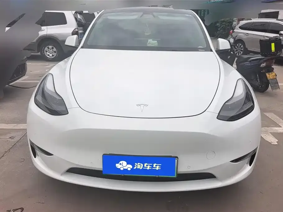 Tesla Model Y — фото 5