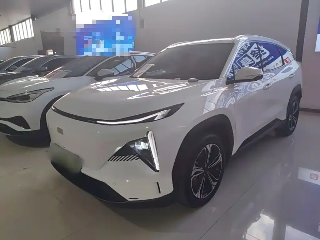 Geely Galaxy L7