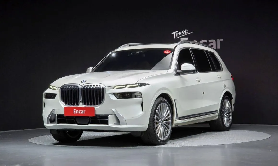 BMW X7 — фото 1