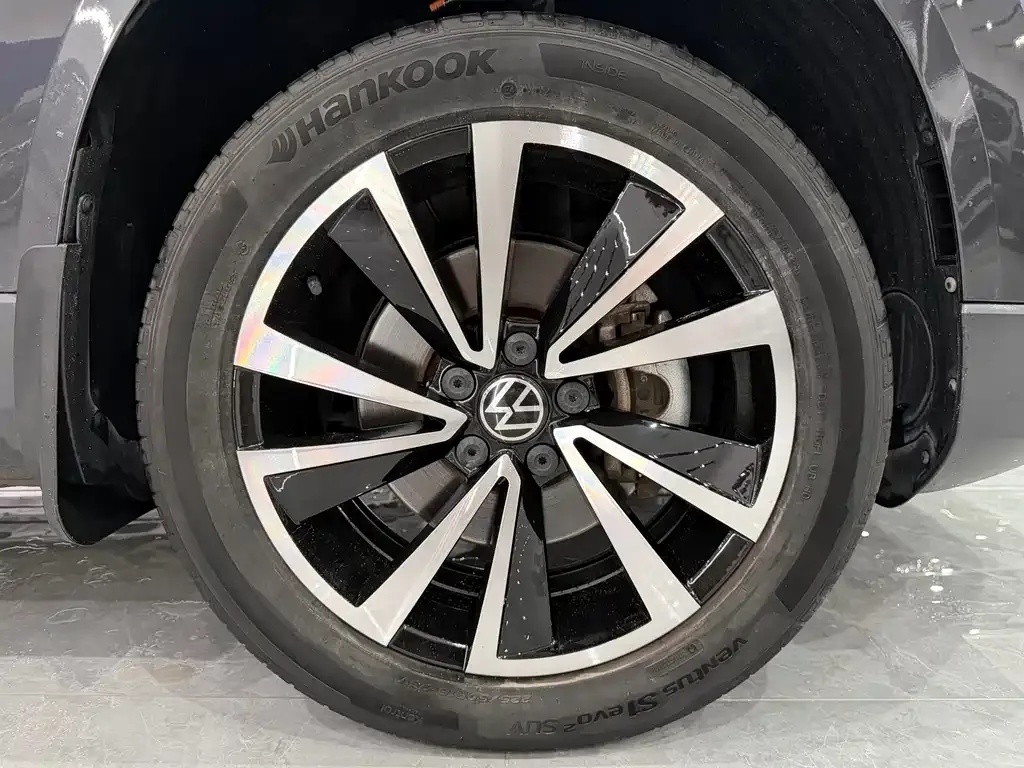 Volkswagen Tharu — фото 5