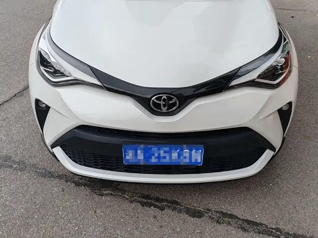 Toyota C-HR — фото 6
