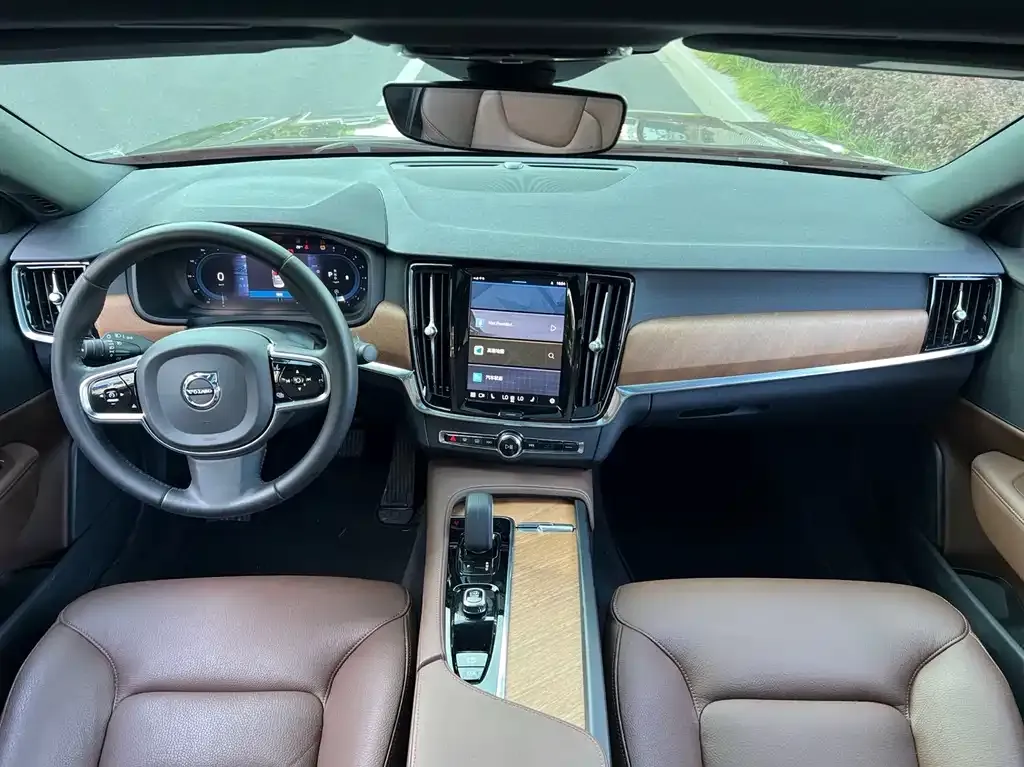 Volvo S90 — фото 4