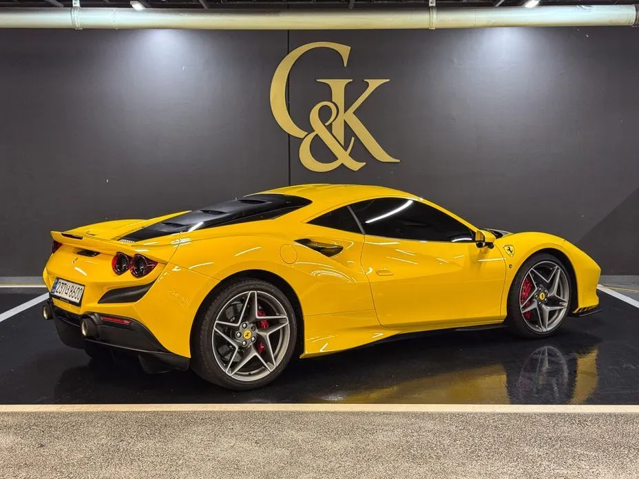 Ferrari F8 2022 из KR, фото 9