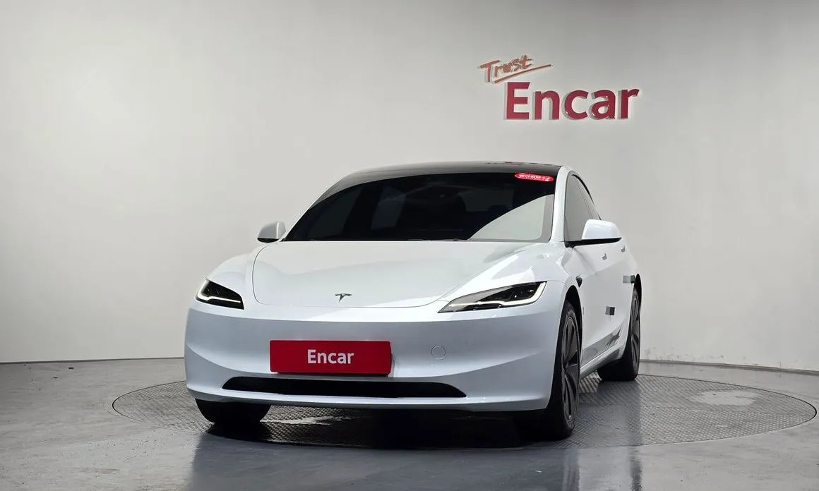 Tesla Model 3 — фото 5