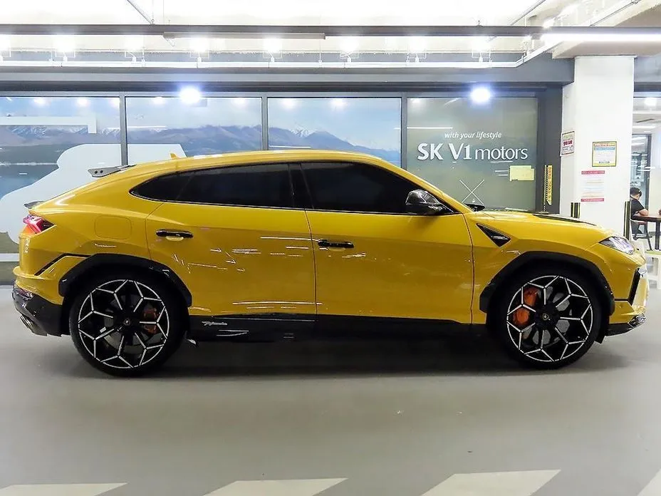 Lamborghini Urus 2024 из KR, фото 4