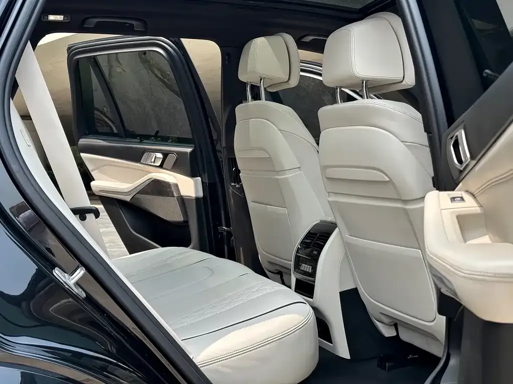 BMW X5 (Import) — фото 6