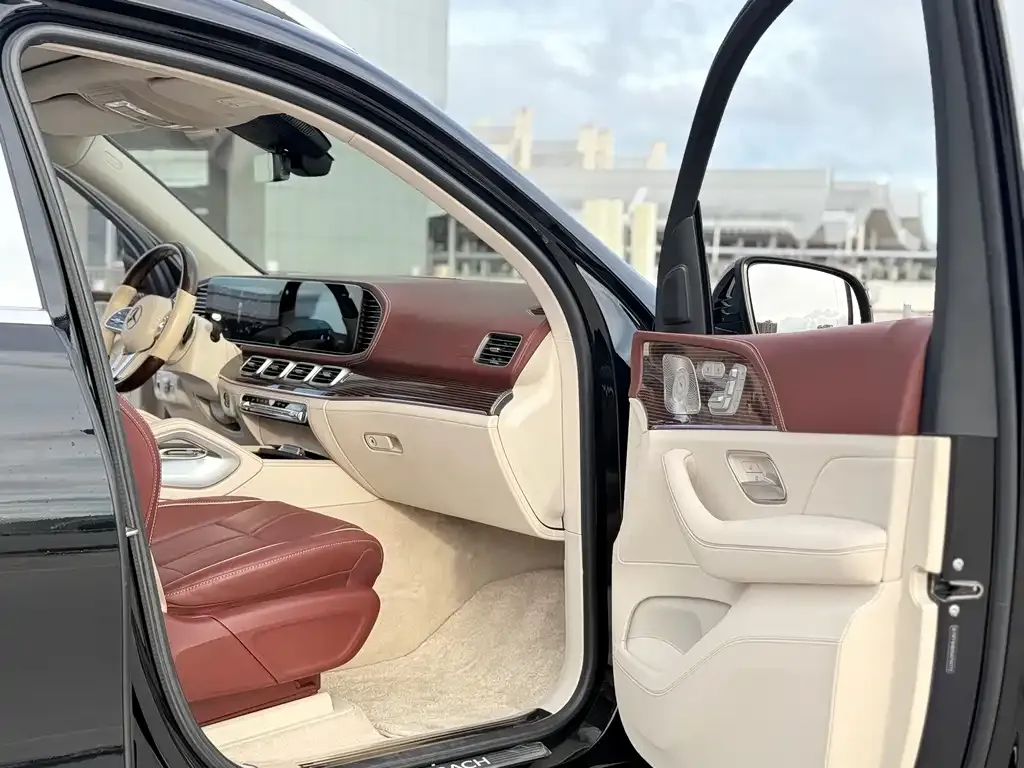 Mercedes-Benz GLS — фото 2