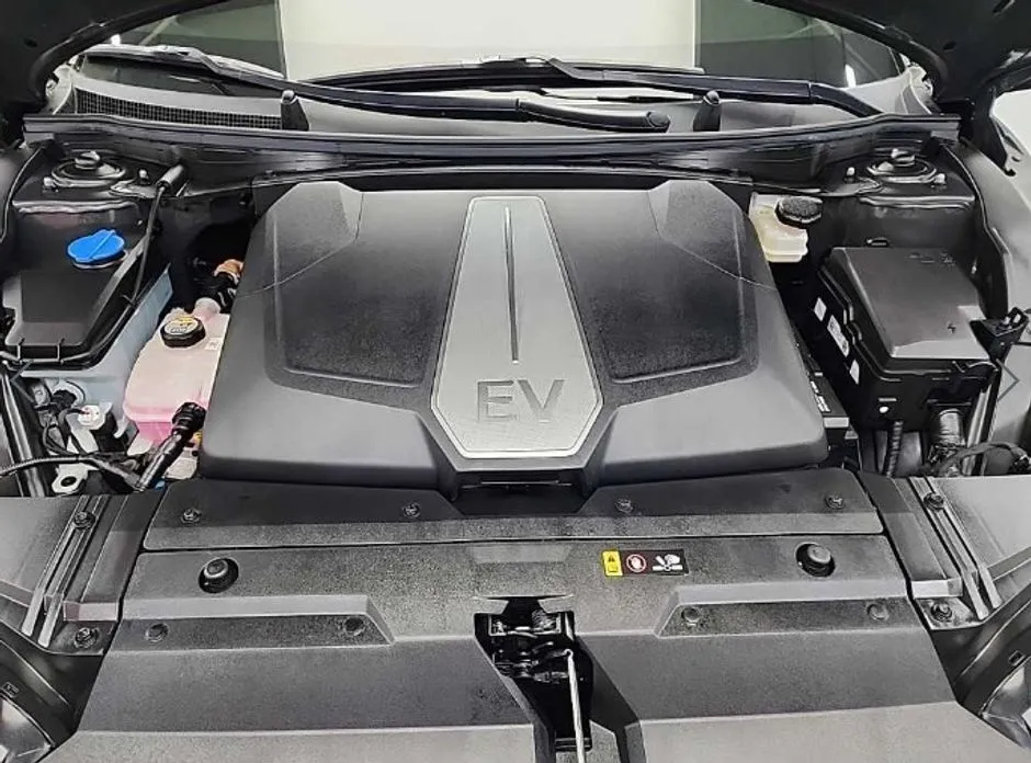 Kia EV6 — фото 3