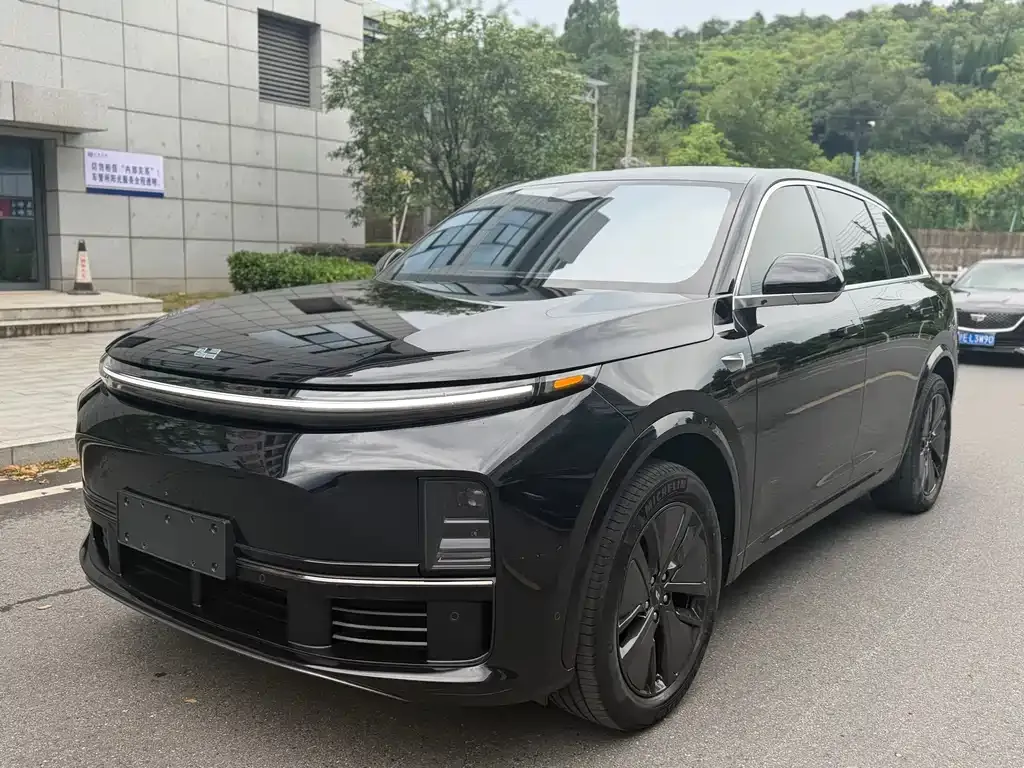 Li Auto L7