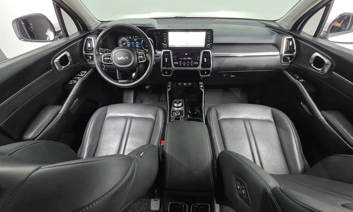 Kia Sorento — фото 10