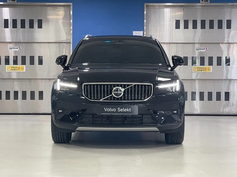 Volvo XC40 — фото 3