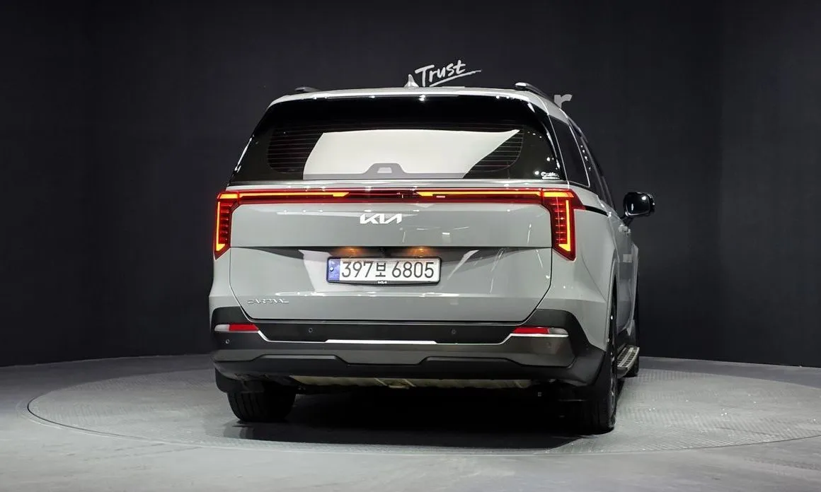 Kia Carnival — фото 2