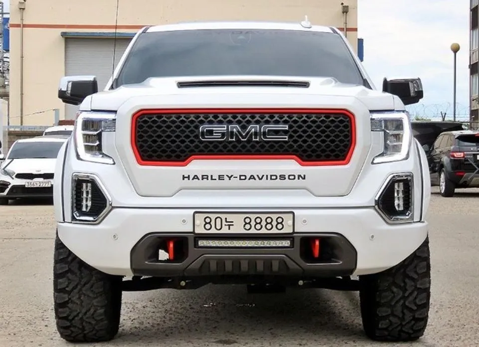 GMC Sierra