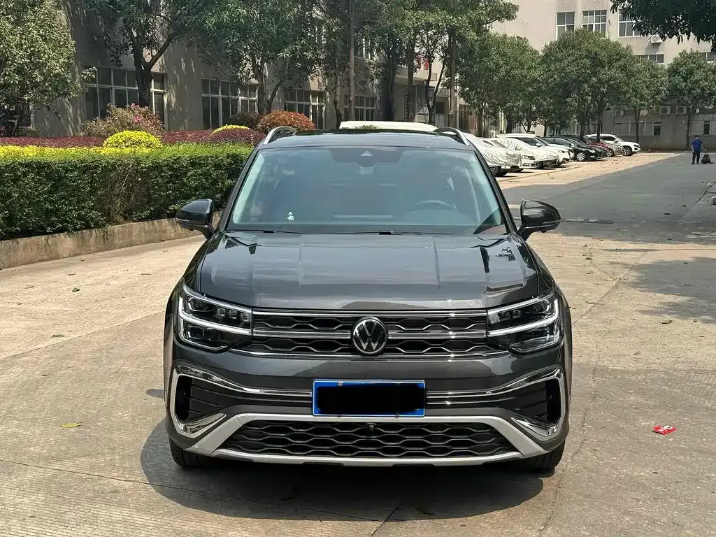 Volkswagen Tharu — фото 7