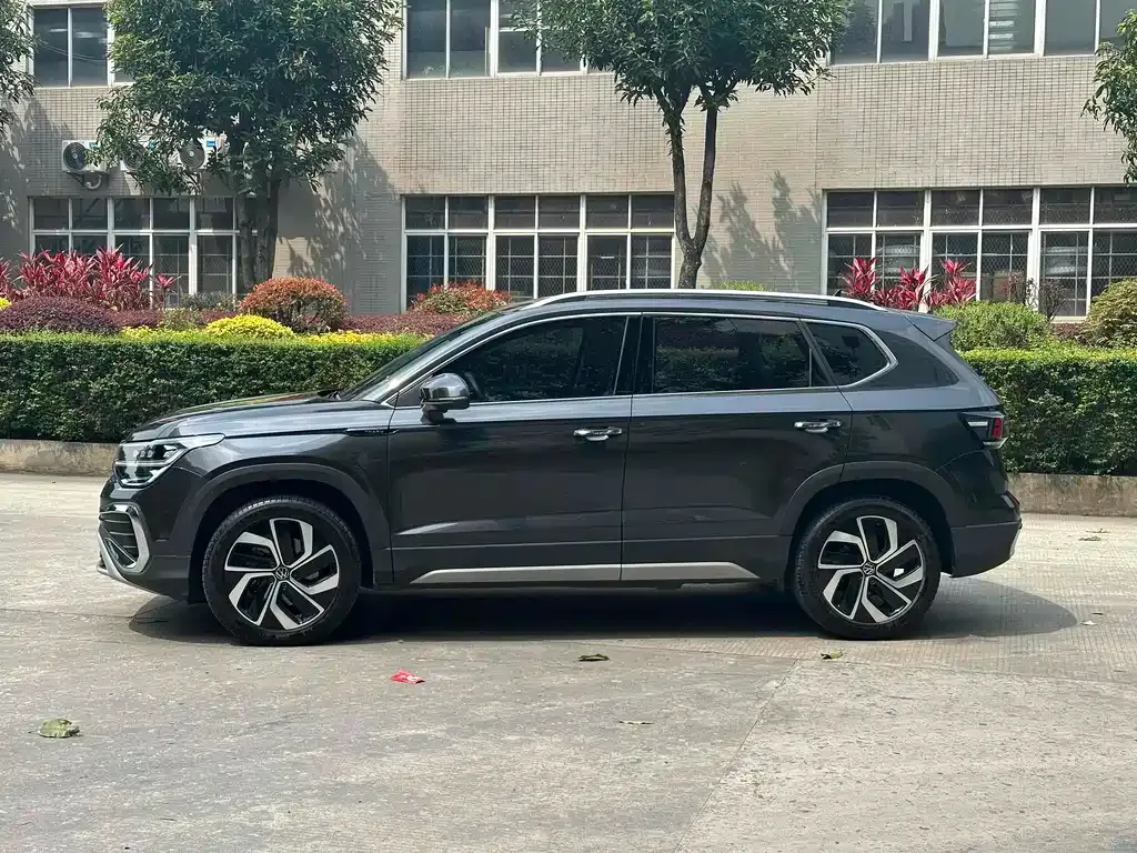 Volkswagen Tharu — фото 5