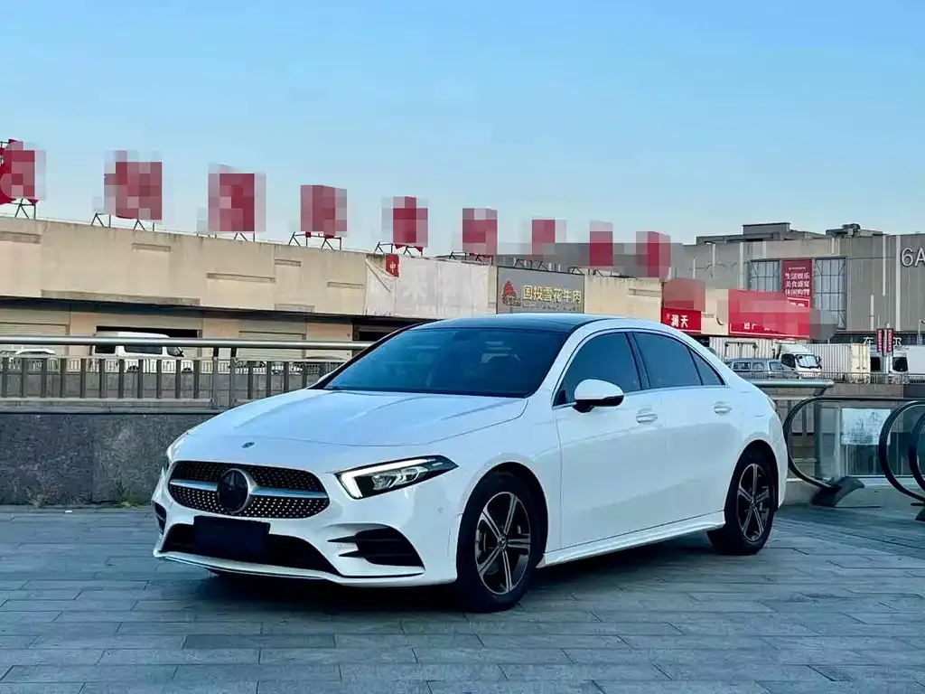 Mercedes-Benz A-Class — фото 1