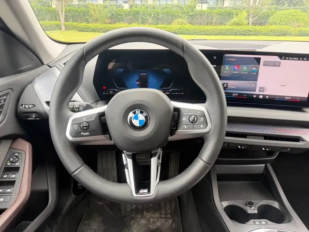 BMW 2 Series 2025 из CN, фото 10