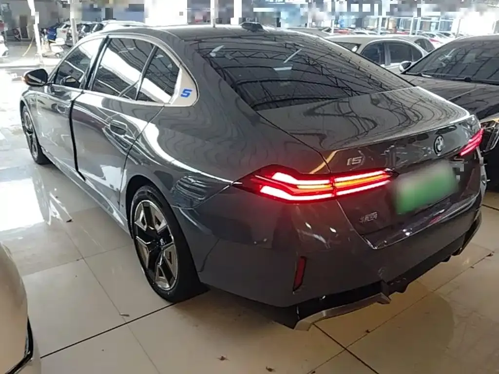 BMW i5 2024 из CN, фото 5