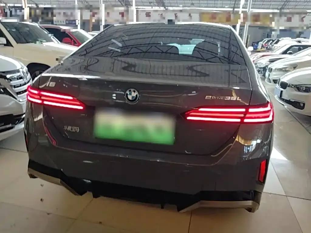 BMW i5 2024 из CN, фото 7