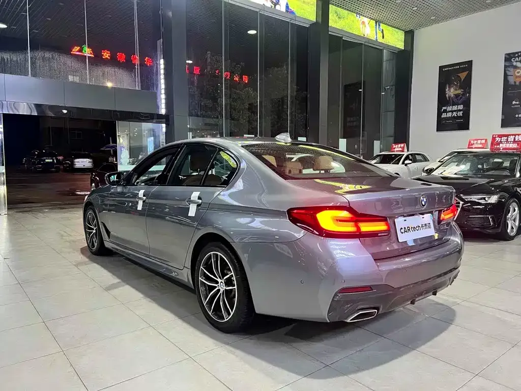 BMW 5 Series (Import) — фото 9