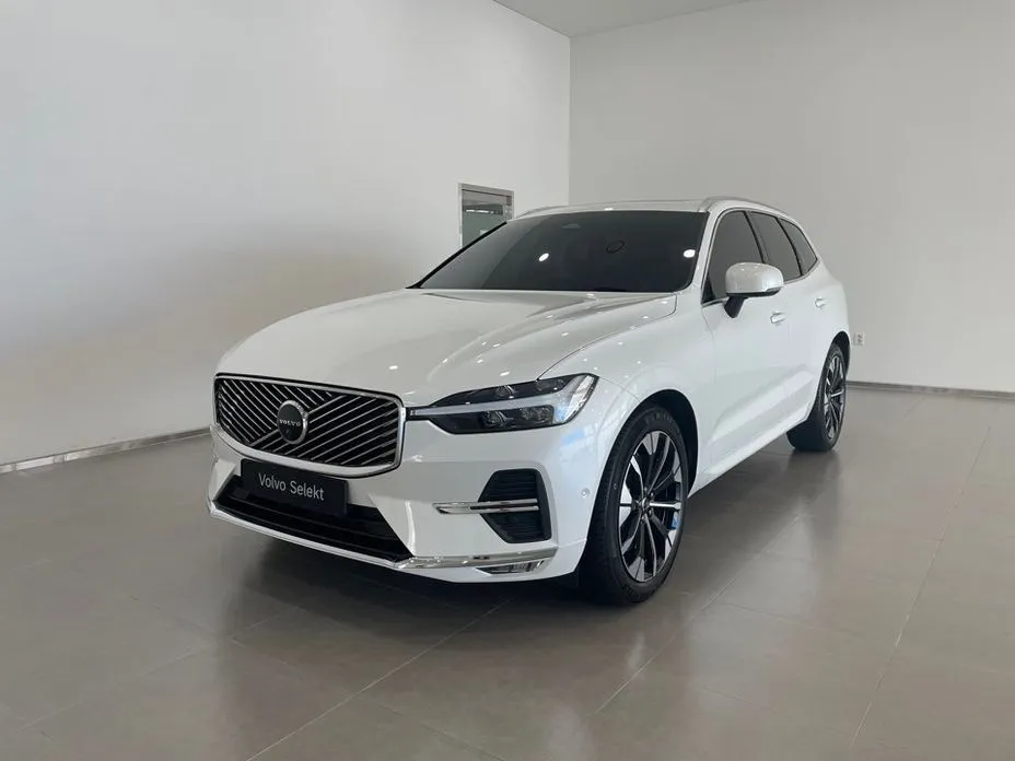 Volvo XC60 — фото 1