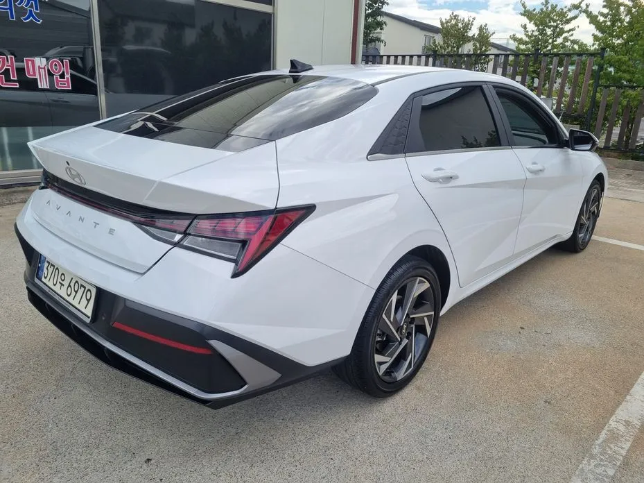 Hyundai AVANTE — фото 9