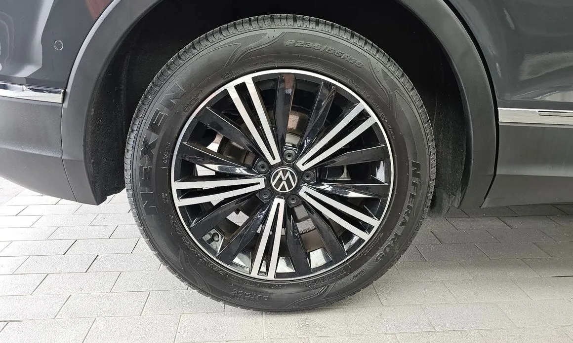 Volkswagen Tiguan — фото 7
