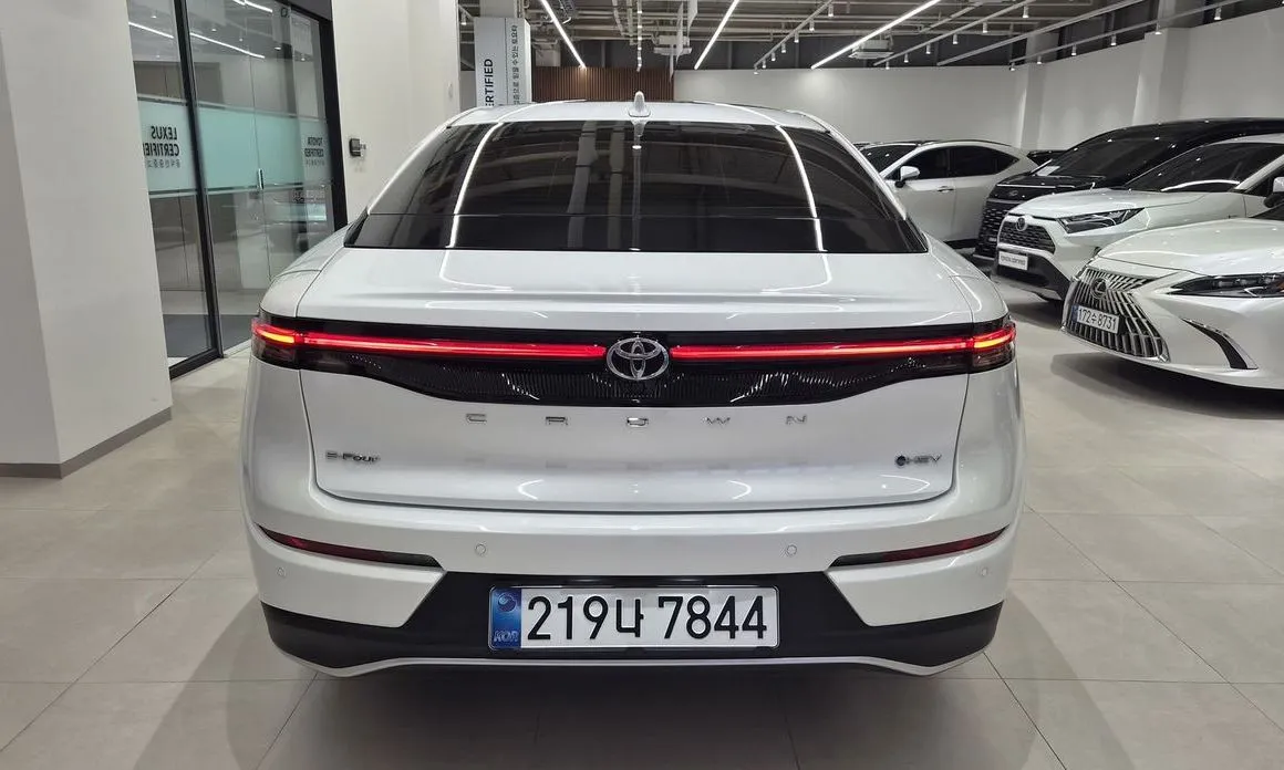 Toyota Crown 2026 из KR, фото 9