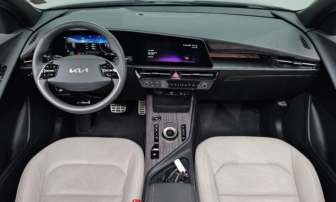 Kia Niro — фото 9