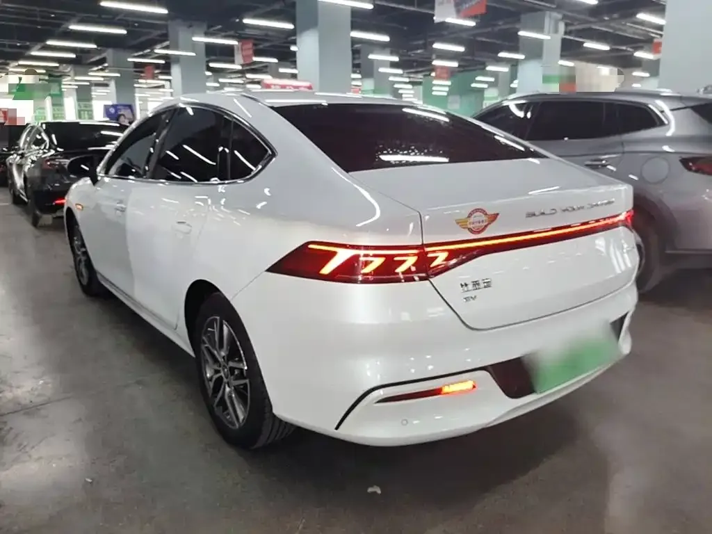 BYD Qin PLUS 2023 из CN, фото 6