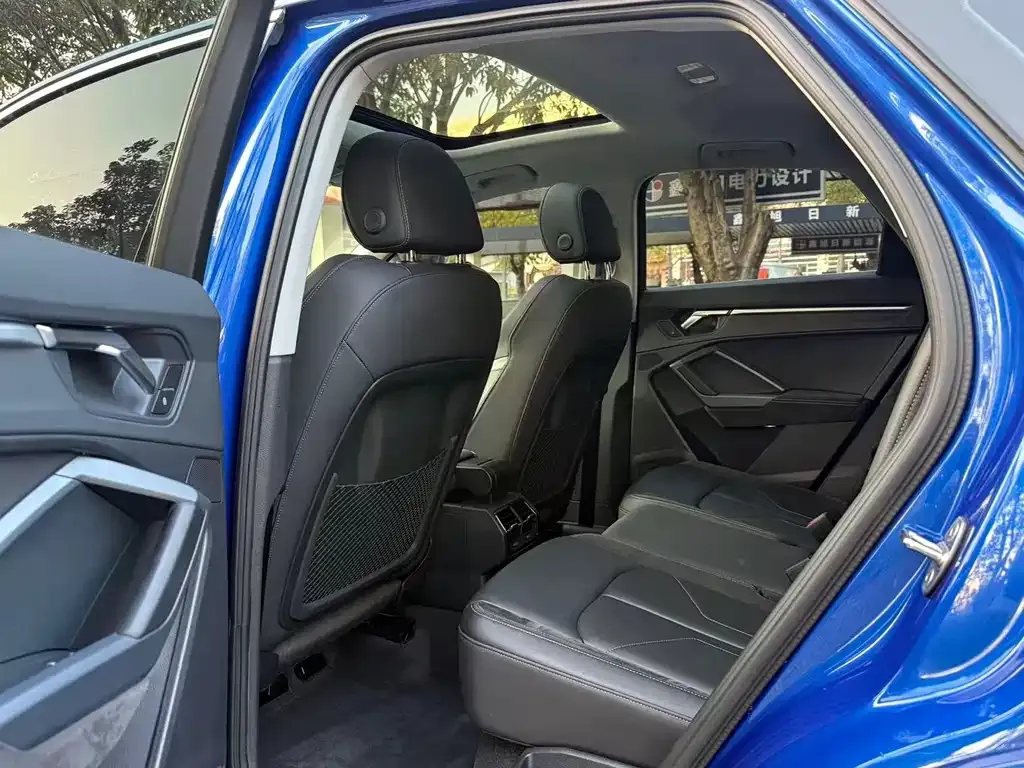 Audi Q3 Sportback — фото 3