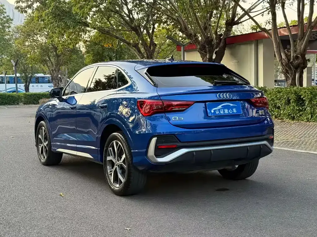 Audi Q3 Sportback — фото 8