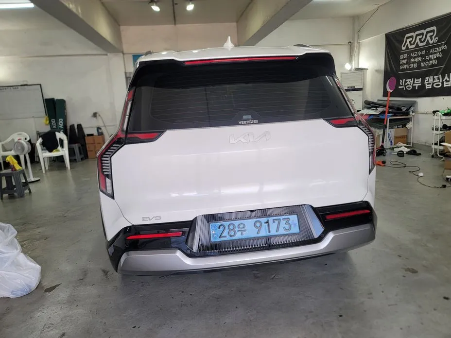 Kia EV9 2024 из KR, фото 8