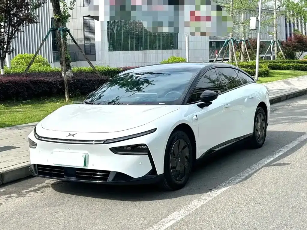 XPeng P7+ — фото 1