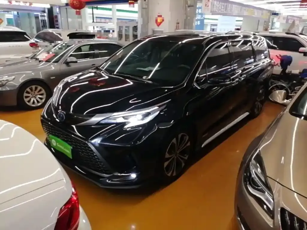 Toyota Granvia 2024 из CN, фото 6