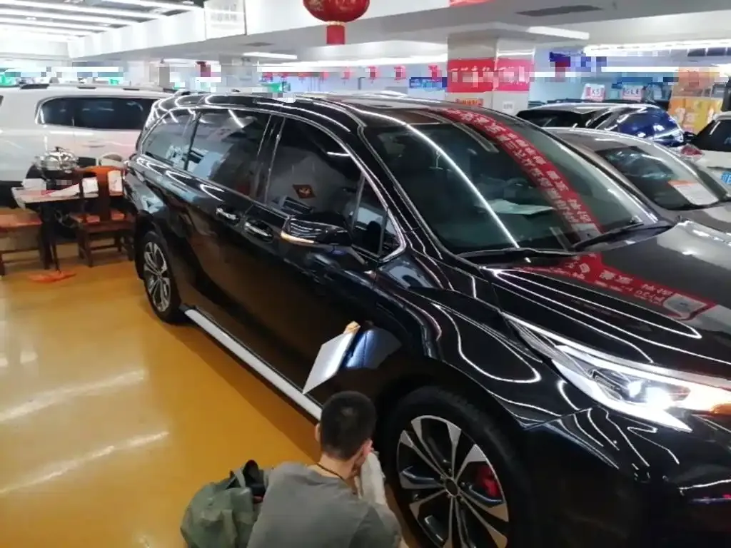 Toyota Granvia 2024 из CN, фото 7