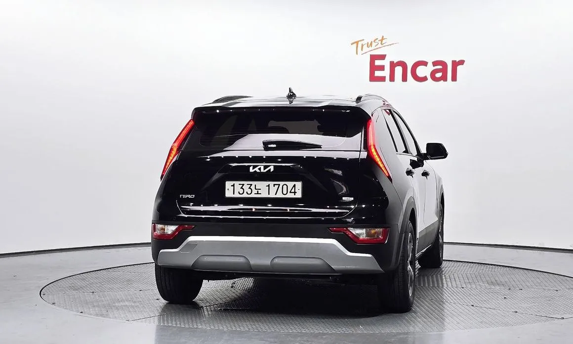 Kia Niro — фото 10