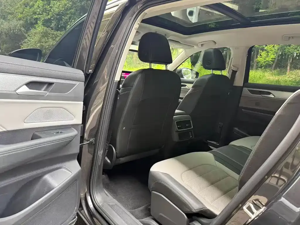 Volkswagen Tavendor 2023 из CN, фото 7