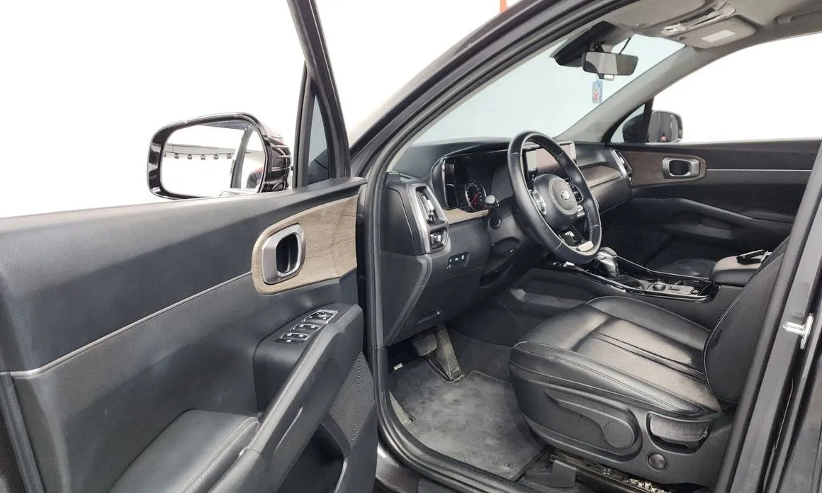 Kia Sorento — фото 5