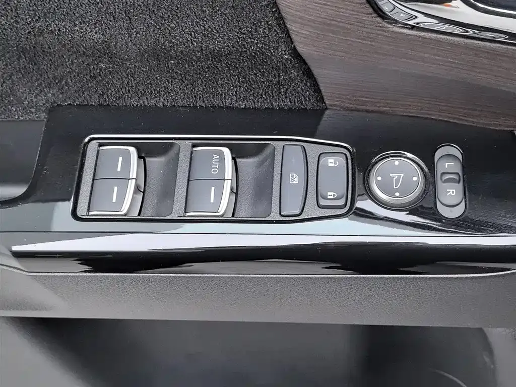 Honda Odyssey 2024 из CN, фото 10