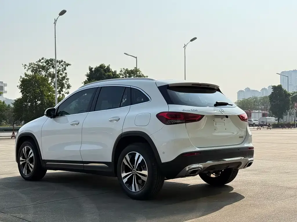 Mercedes-Benz GLA — фото 2