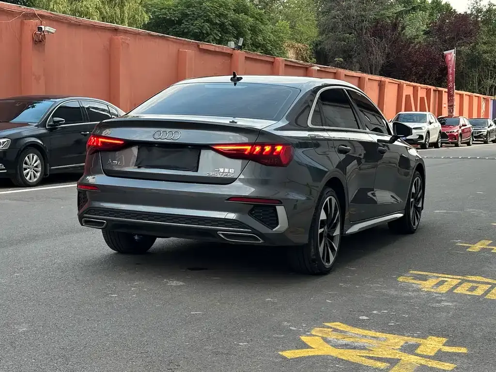 Audi A3 — фото 10