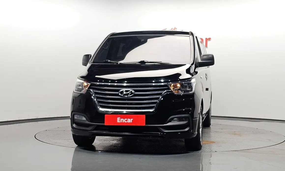 Hyundai Starex — фото 4